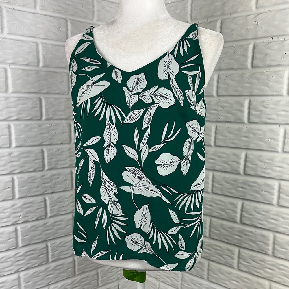 BANANA REPUBLIC CHEMISE TANK TOP FLOWY LINED ADJUSTABLE SPAGHETTI STRAP SZ SM